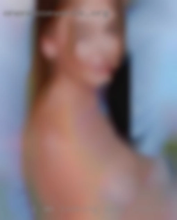 I am looking swap Chattanooga for couples and bi females.