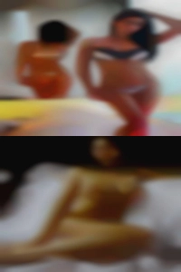 T-shirt naked woman.